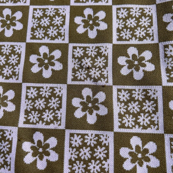 Fashion Nova Flower Two-Piece Set - Picture 5 of 7